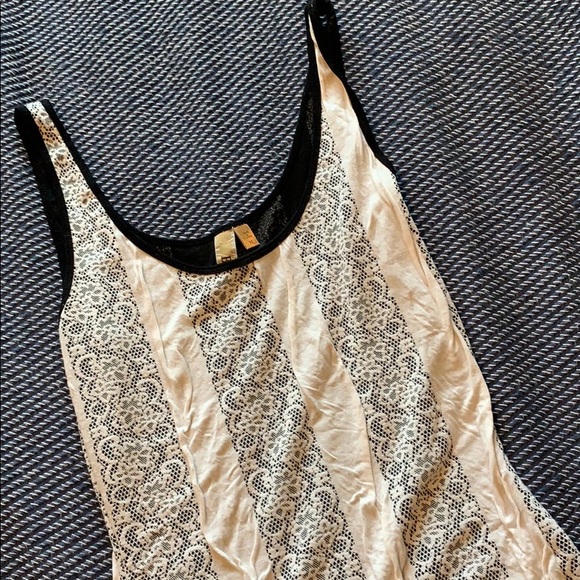 BKE white lace tank - Picture 3 of 4